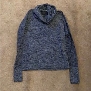 Turtle neck athletic pullover